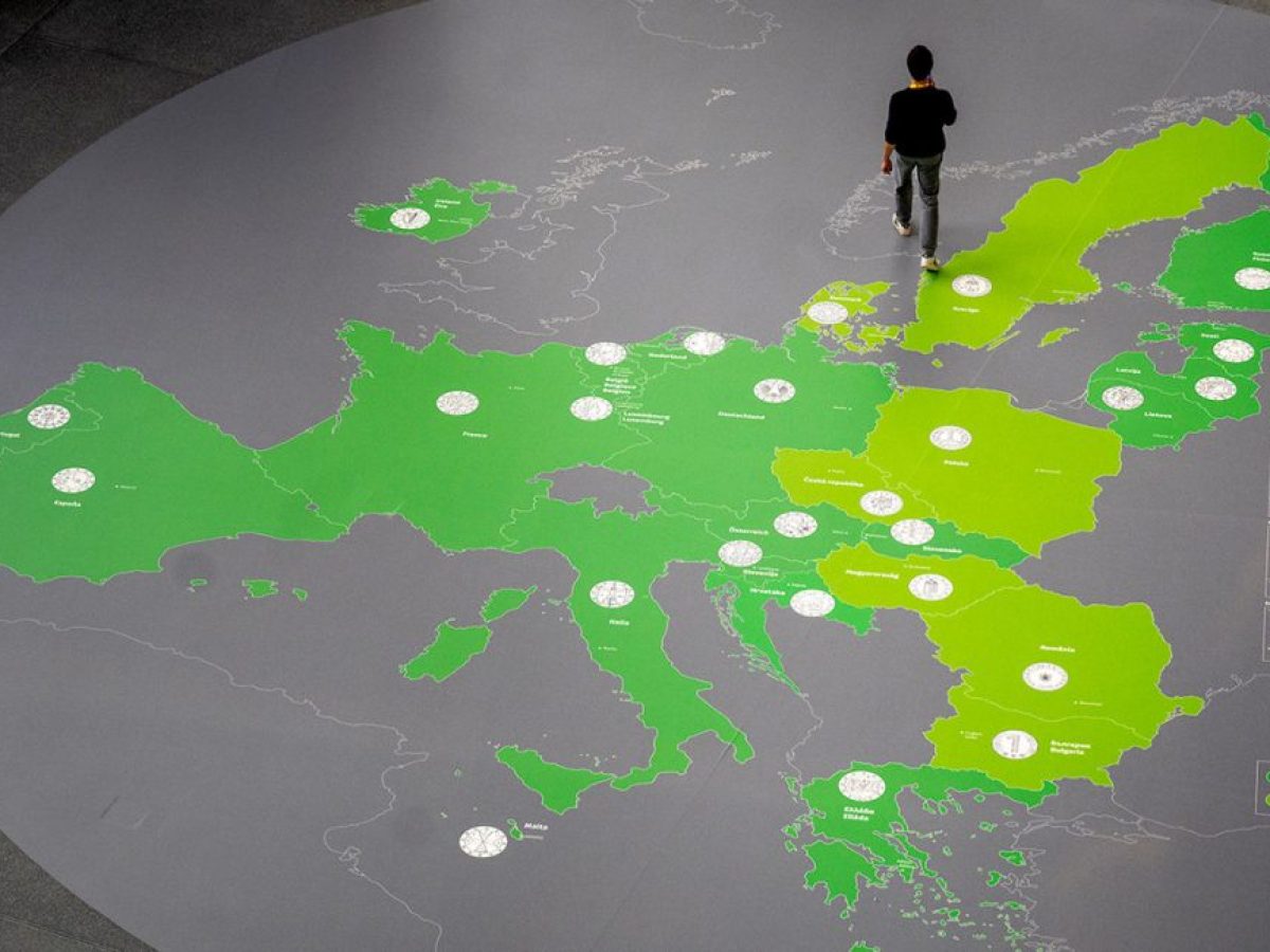 Τράπεζες σε νέα εποχή: Η τεχνητή νοημοσύνη και ο ανθρώπινος παράγοντας στο επίκεντρο