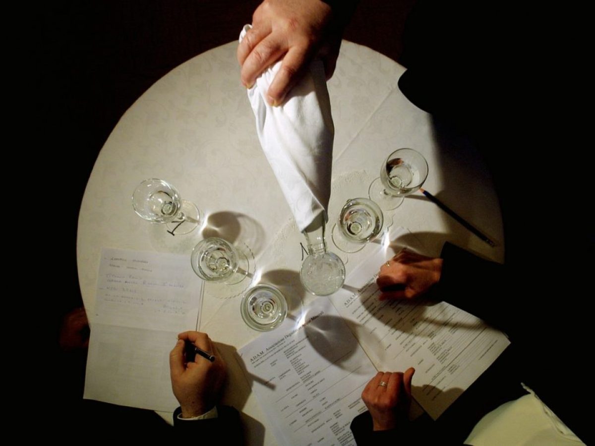 Πάσχα: Τι ισχύει για τις αργίες και πώς αμείβονται