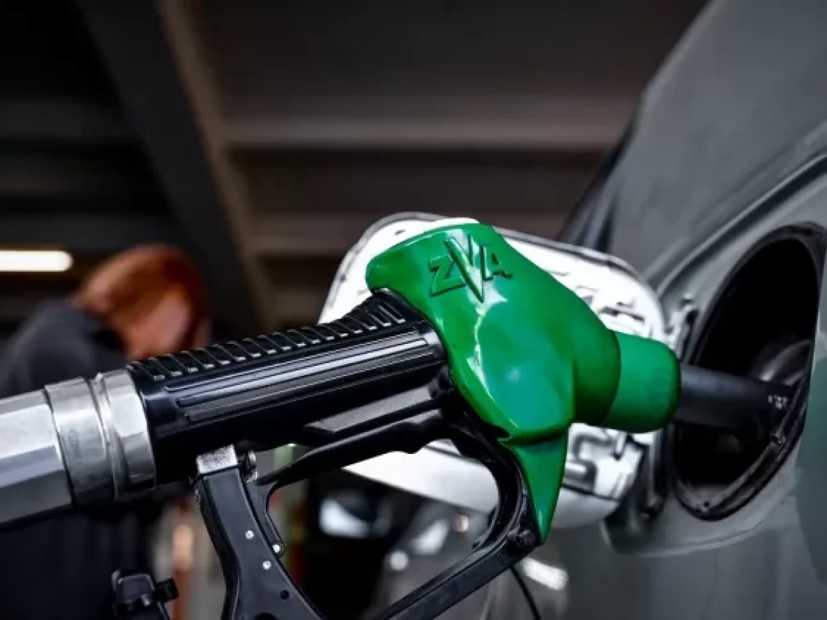 Σε εφαρμογή τα μέτρα στήριξης για τα καύσιμα – Προ των πυλών το fuel pass-Ποιοι θα βλέπουν μείωση από σήμερα