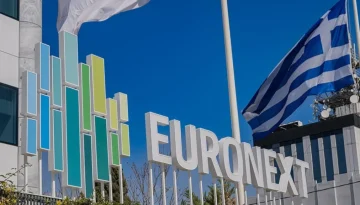 T&omicron; &Chi;&rho;&eta;&mu;&alpha;&tau;&iota;&sigma;&tau;ή&rho;&iota;&omicron; &Alpha;&theta;&eta;&nu;ώ&nu; &mu;&epsilon;&tau;&omicron;&nu;&omicron;&mu;ά&sigma;&tau;&eta;&kappa;&epsilon; &epsilon;&pi;&iota;&sigma;ή&mu;&omega;&sigmaf; &sigma;&epsilon; Euronext Athens