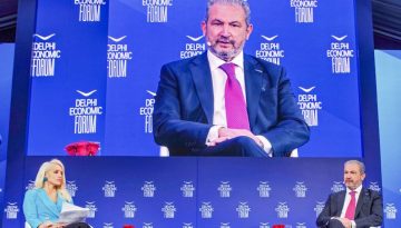 Εξάρχου (AKTOR): Ευκαιρία για την Ελλάδα στη νέα ενεργειακή κρίση – Ρόλος «γέφυρας» μεταξύ ΗΠΑ και ΕΕ