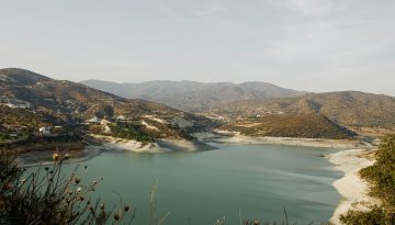 &Lambda;&epsilon;&iota;&psi;&upsilon;&delta;&rho;ί&alpha; &sigma;&tau;&eta;&nu; &Kappa;&rho;ή&tau;&eta;: &Tau;&omicron; &nu;έ&omicron; master plan, &omicron; &rho;ό&lambda;&omicron;&sigmaf; &tau;&omicron;&upsilon; &Omicron;&Alpha;&Kappa; &kappa;&alpha;&iota; &tau;&alpha; έ&rho;&gamma;&alpha; &pi;&rho;&omicron;&tau;&epsilon;&rho;&alpha;&iota;ό&tau;&eta;&tau;&alpha;&sigmaf;