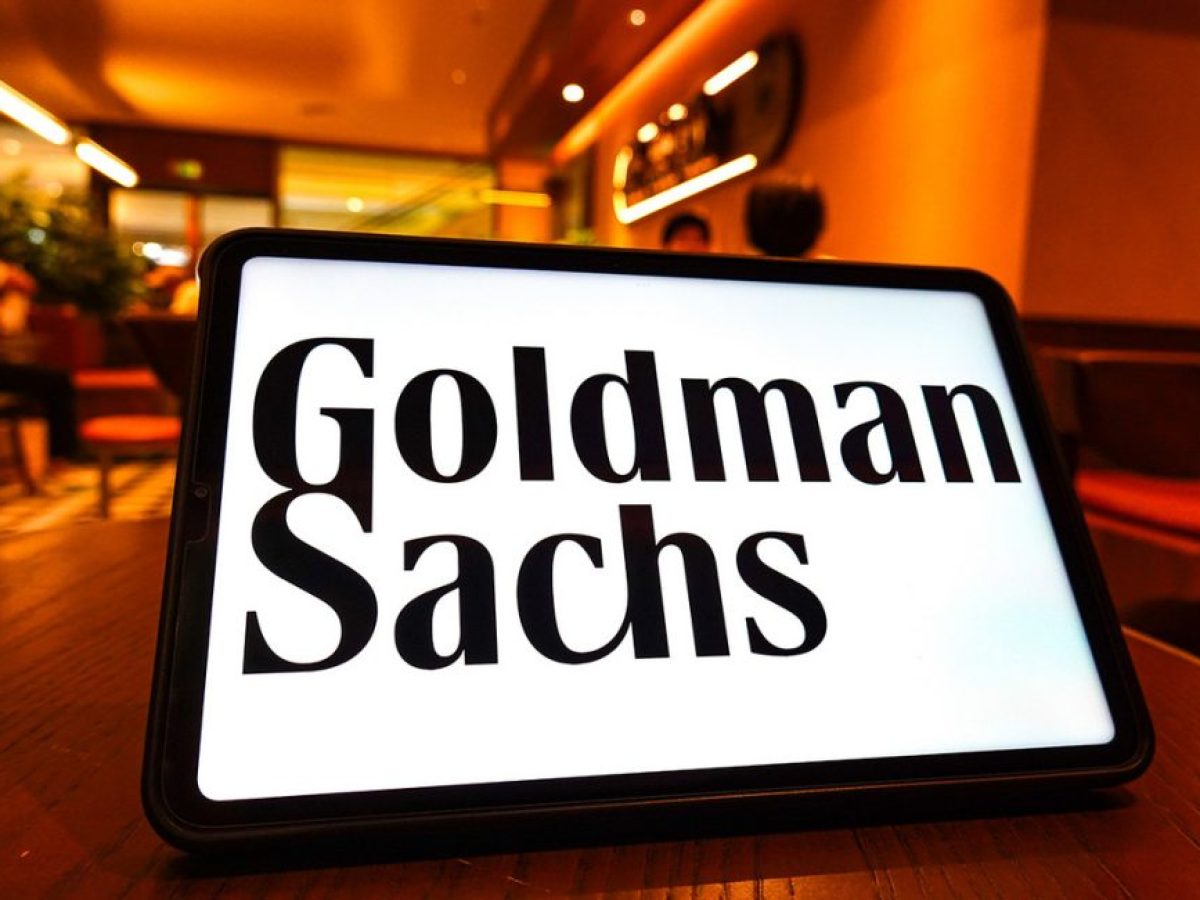 Η Goldman Sachs «βλέπει» υψηλότερες τιμές πετρελαίου λόγω της σύγκρουσης στη Μέση Ανατολή