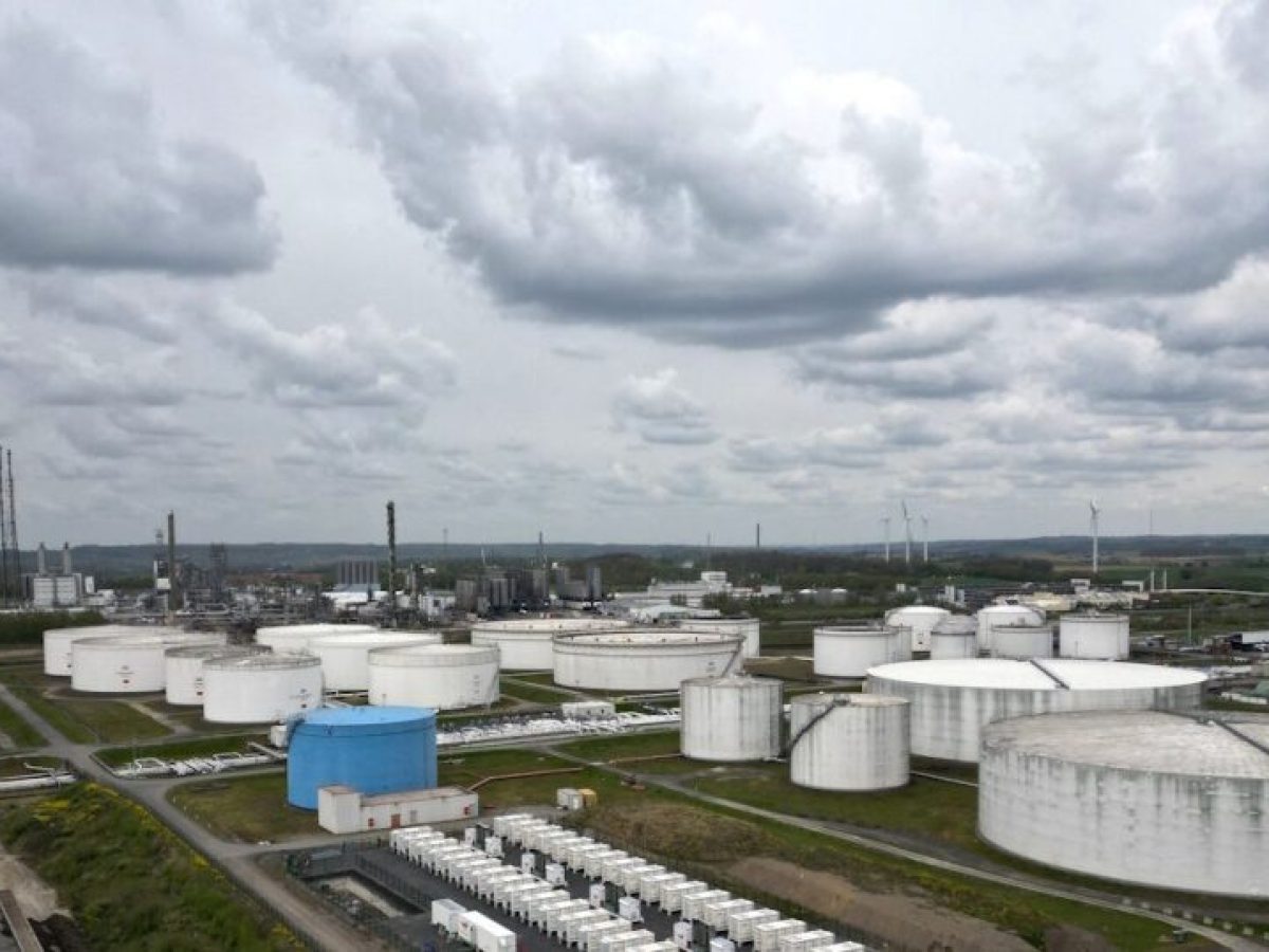 Πετρέλαιο: Οι ελπίδες που καλλιεργούν οι συζητήσεις για μακροπρόθεσμη εκεχειρία στη Μέση Ανατολή ρίχνουν τις τιμές κάτω από τα 100 δολάρια το βαρέλι