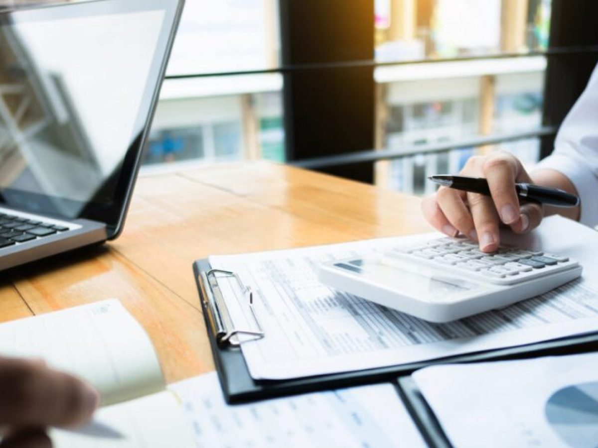 ΑΑΔΕ: 8.000 φορολογικοί έλεγχοι αποκάλυψαν 5,6 εκατ. ευρώ αδήλωτες συναλλαγές και 50.000 παραβάσεις στο α’ τρίμηνο 2026