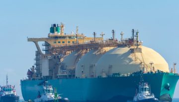 Δεξαμενόπλοια LNG εγκλωβισμένα στα Στενά του Ορμούζ, έκαναν αναστροφή μετά το νέο κλείσιμο