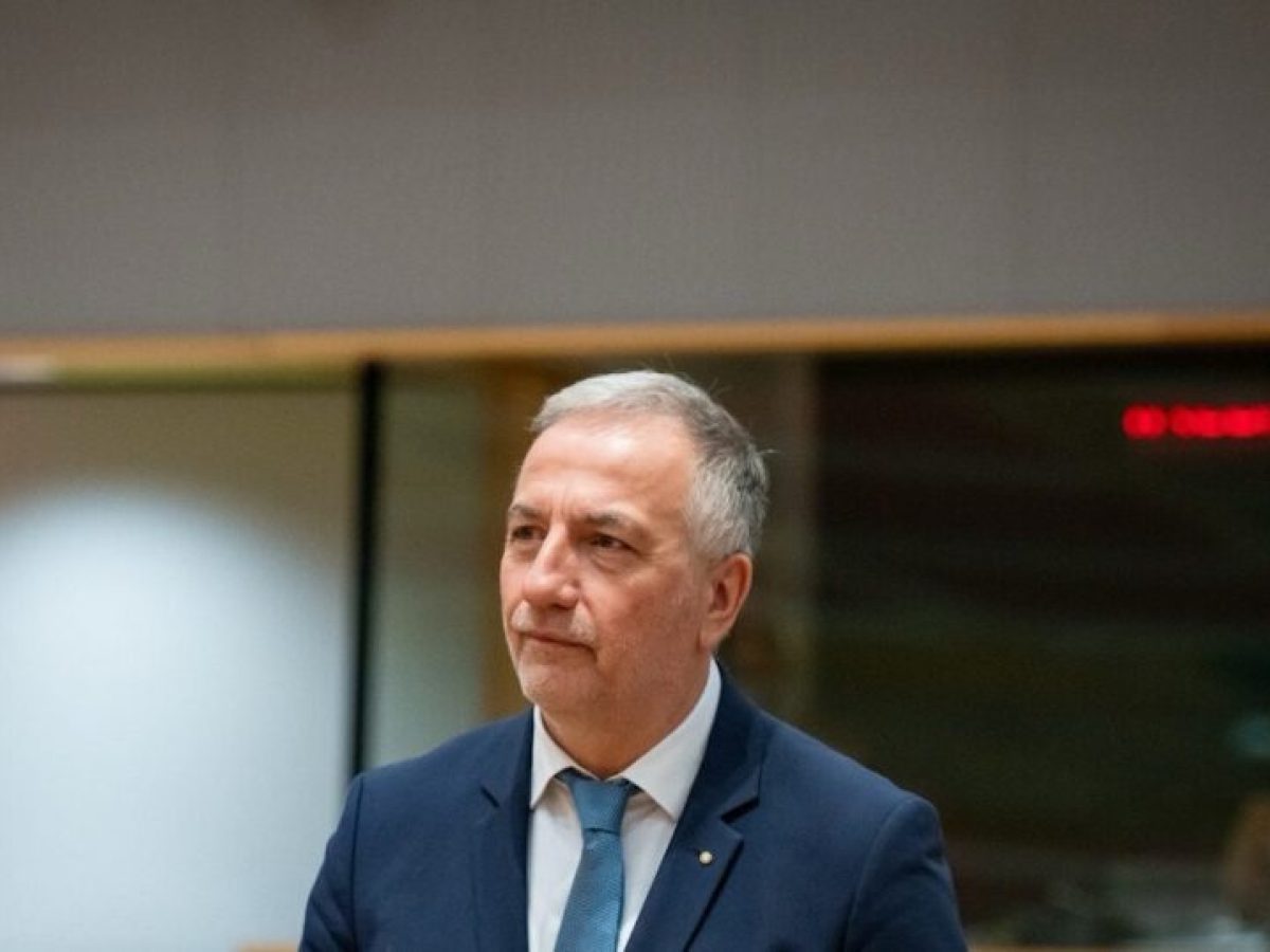 Ερευνώ – Καινοτομώ: Φορολογικά κίνητρα και 237 εκατ. ευρώ για επιχειρήσεις και έρευνα