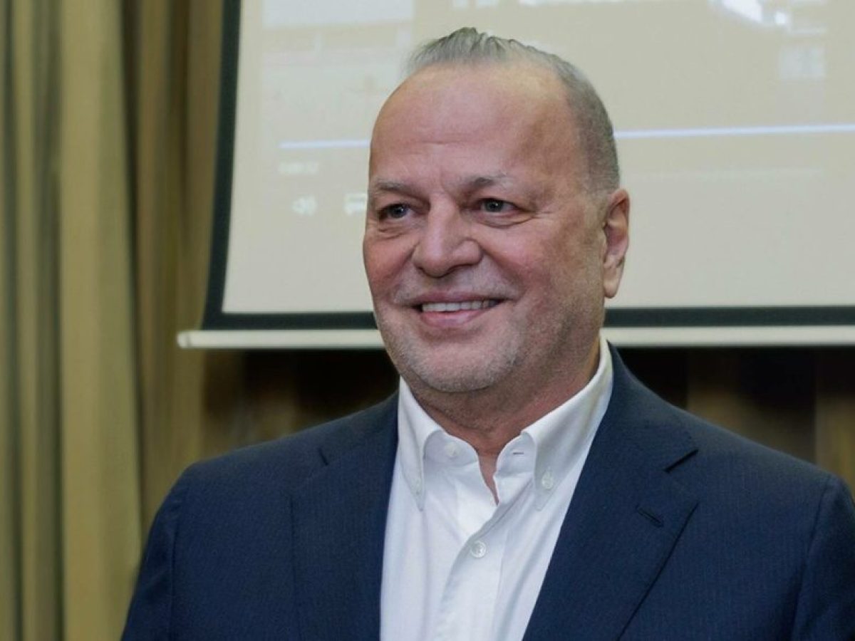 Μυτιληναίος: Aγόρασε μετοχές της Metlen, συνολικής αξίας άνω των 1,6 εκατ.