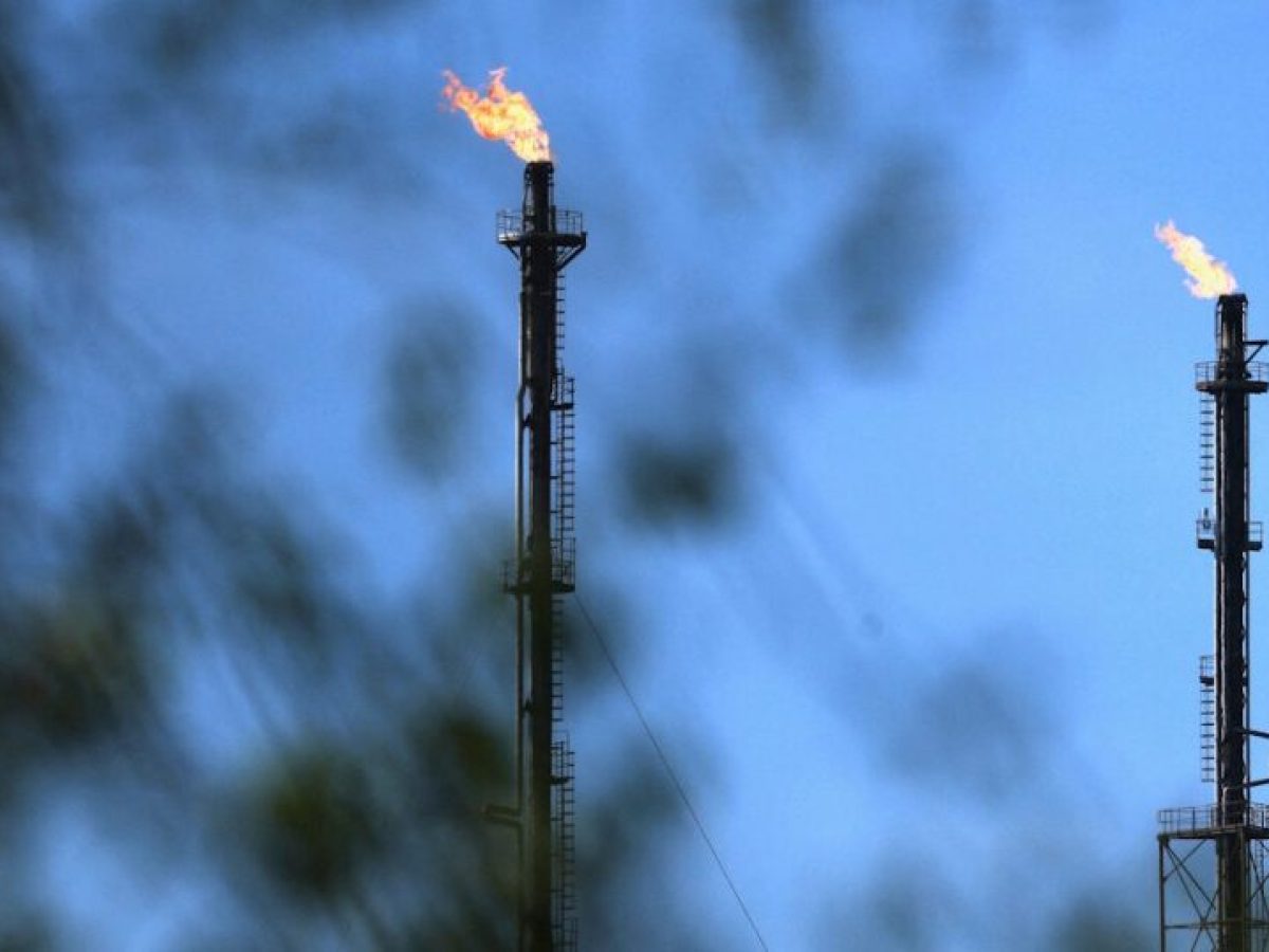 Το πετρέλαιο «βλέπει» πάλι τα 100 δολάρια: Η αμφισβήτηση της συμφωνίας εκεχειρίας φέρνει νέα αναστάτωση στην αγορά