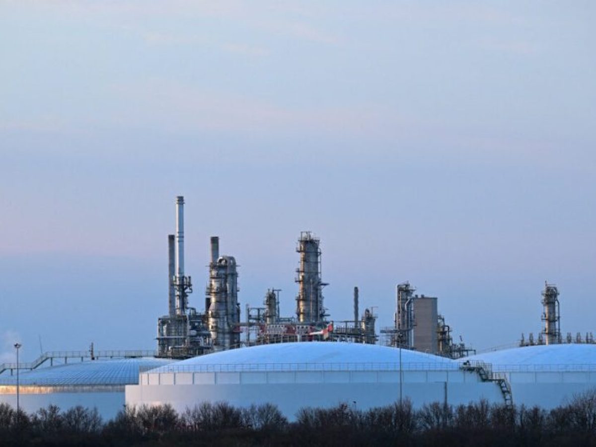 Το πετρέλαιο «σκαρφαλώνει» σε υψηλά τετραετίας με οδηγό τις νέες απειλές Τραμπ – Πάνω από 3% η άνοδος για το αμερικανικό αργό WTI