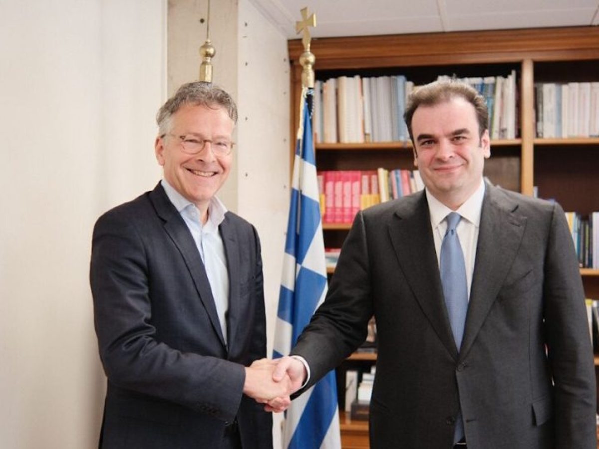 Ντάισελμπλουμ: «Υπερβολική η λιτότητα στα δύο πρώτα μνημόνια» – Τα εύσημα στον Πιερρακάκη