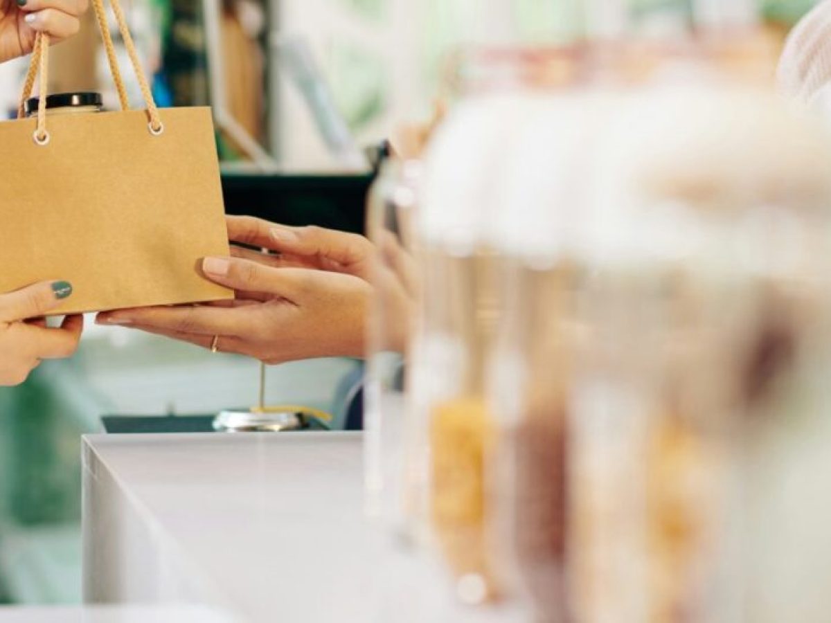 Το υψηλότερο των τελευταίων 17 ετών το διαθέσιμο εισόδημα των νοικοκυριών