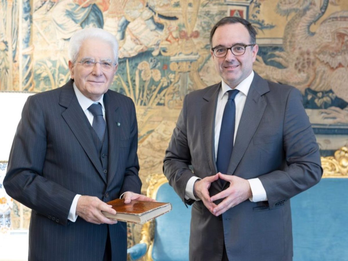 Συνάντηση Κυριακού με Ματαρέλα στη Ρώμη, μετά την απόκτηση του ομίλου GEDI (La Repubblica)