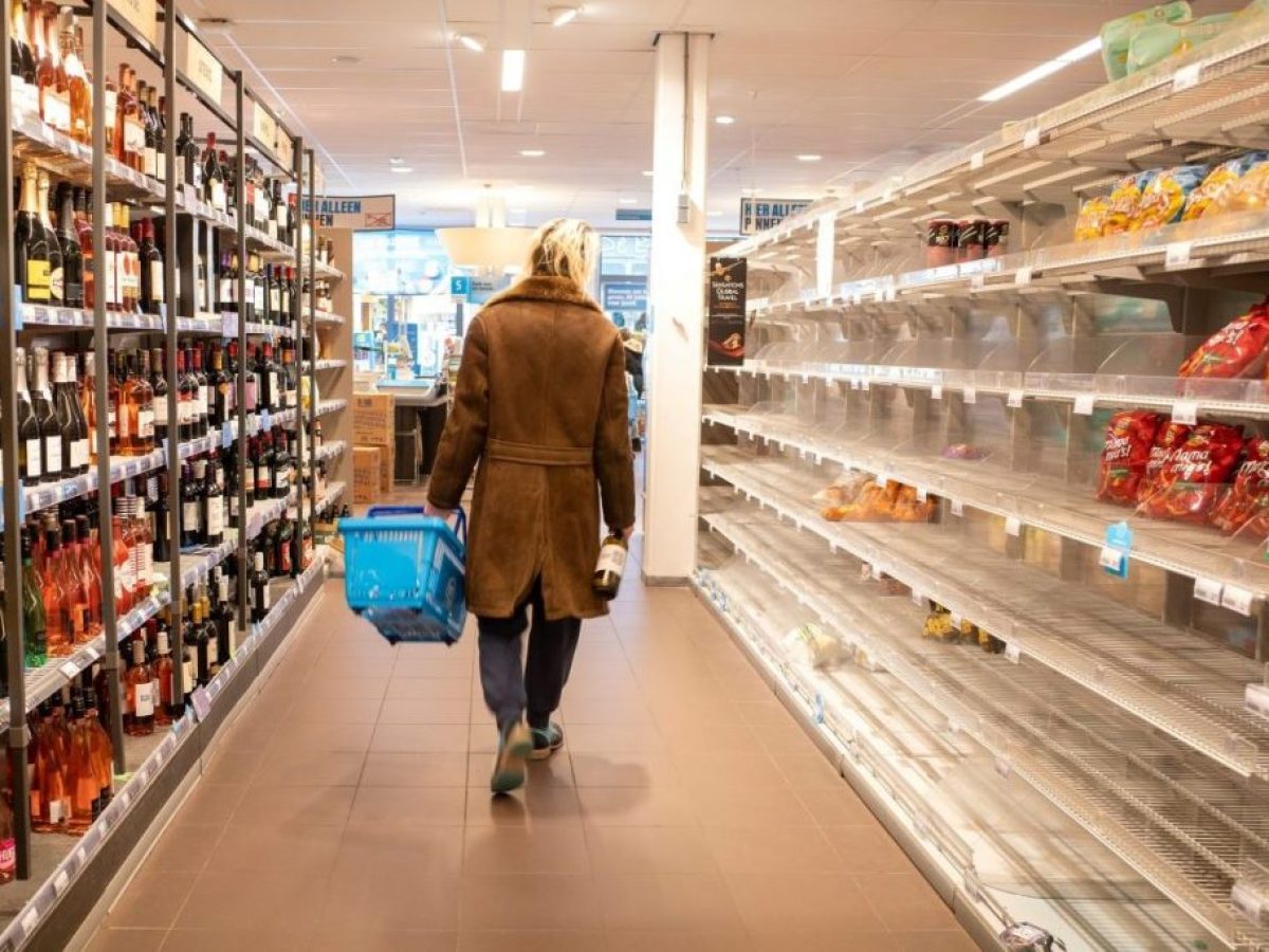 Έρχεται νέο πακέτο μέτρων; Μετά το Πάσχα το «ταμείο», τα σενάρια για market pass