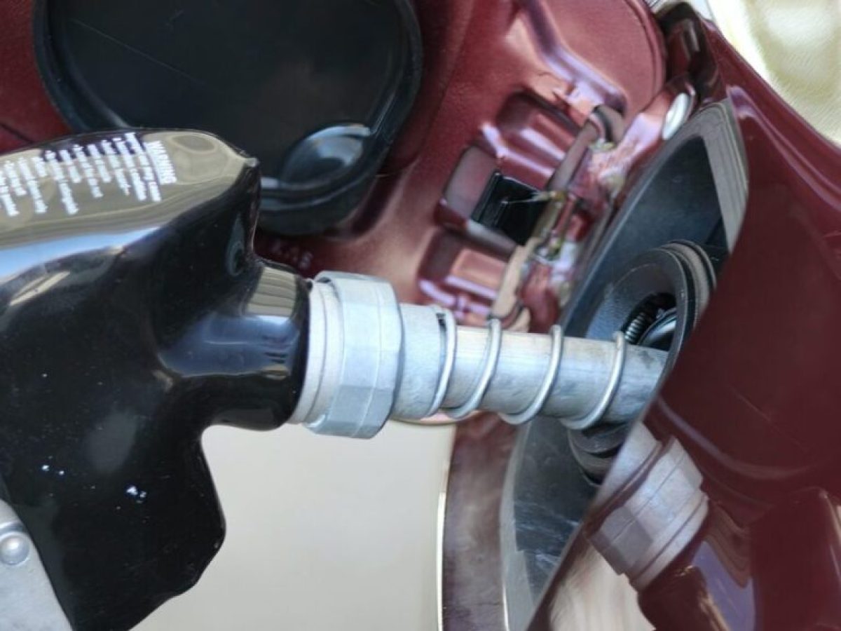 Πρόστιμο 10.000 ευρώ σε βενζινάδικο για παραβίαση σφραγίδων