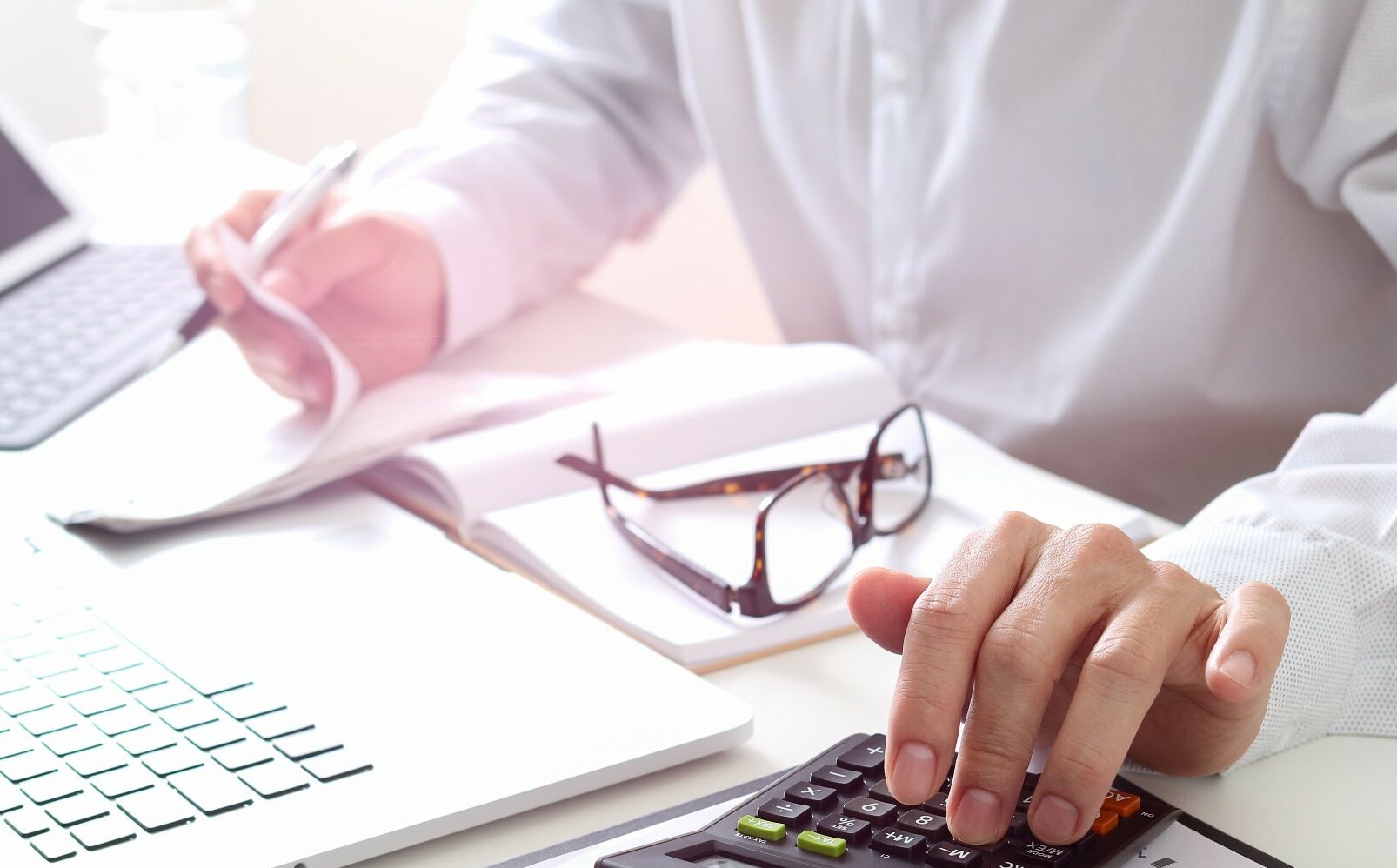 xrei-eforia-foroi-taxes-e1717965405387