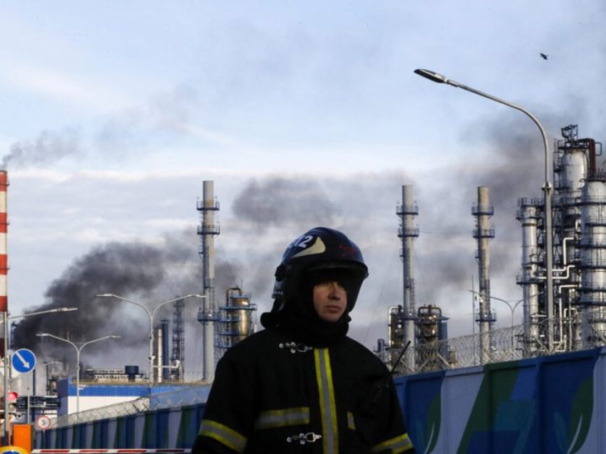 Η αγορά πετρελαίου σε αναμονή μετά τις νέες απειλές Τραμπ, «xωνεύει» τα 110 δολάρια το Brent