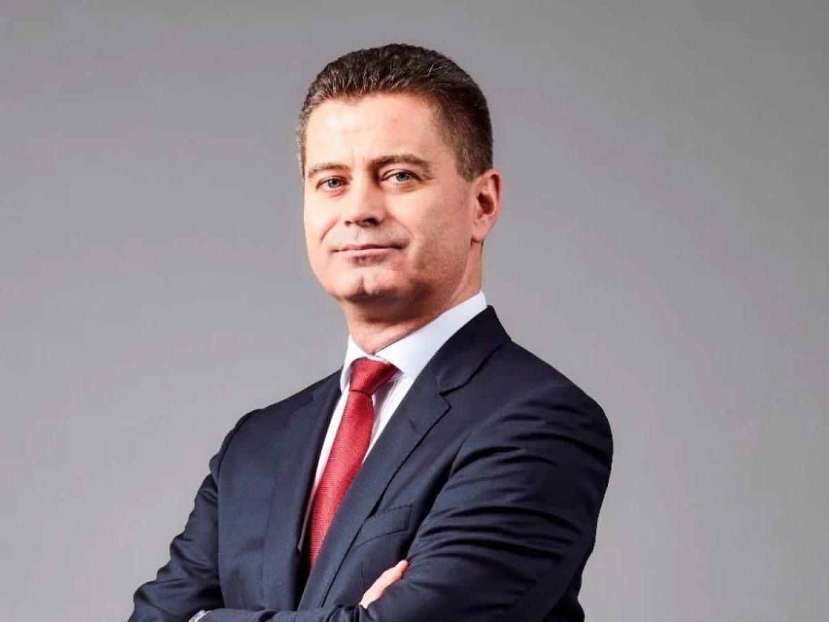 Coca-Cola HBC: UBS, Deutsche Bank και Citi διασταυρώνουν τα «ξίφη» τους για τη μετοχή