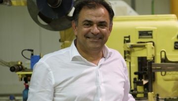 Παπουτσάνης: Στο 22,41% το ποσοστό του Γεώργιου Γκάτζαρου