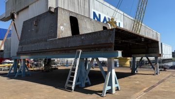 Ναυπηγεία Σαλαμίνας: Στη Naval παραδόθηκε ακόμη ένα block για τη 4η φρεγάτα FDI «Θεμιστοκλής»
