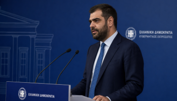 Μαρινάκης στο mononews: Η αντιπολίτευση προσπαθεί να μετατρέψει τη χώρα σε ένα απέραντο δικαστήριο – Πατριωτισμός δεν είναι οι εύκολες κορώνες