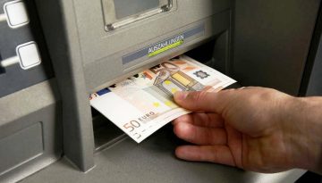&Alpha;&Nu;&Alpha;&Tau;&Rho;&Omicron;&Pi;&Eta; &Tau;&Epsilon;&Lambda;&Epsilon;&Upsilon;&Tau;&Alpha;&Iota;&Alpha;&Sigma; &Sigma;&Tau;&Iota;&Gamma;&Mu;&Eta;&Sigma;: &Mu;&Pi;&Alpha;&Iota;&Nu;&Omicron;&Upsilon;&Nu; &Tau;&Epsilon;&Lambda;&Iota;&Kappa;&Alpha; &Sigma;&Eta;&Mu;&Epsilon;&Rho;&Alpha;, &Pi;&Alpha;&Rho;&Alpha;&Sigma;&Kappa;&Epsilon;&Upsilon;&Eta;, &Tau;&Alpha; &Lambda;&Epsilon;&Phi;&Tau;&Alpha; &Sigma;&Tau;&Omicron;&Upsilon;&Sigma; &Lambda;&Omicron;&Gamma;&Alpha;&Rho;&Iota;&Alpha;&Sigma;&Mu;&Omicron;&Upsilon;&Sigma;