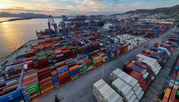&Epsilon;&lambda;&lambda;&eta;&nu;&iota;&kappa;έ&sigmaf; &epsilon;&xi;&alpha;&gamma;&omega;&gamma;έ&sigmaf;: &Pi;ή&rho;&alpha;&nu; &mu;&pi;&rho;&omicron;&sigma;&tau;ά &tau;&omicron;&nu; &Mu;ά&rho;&tau;&iota;&omicron; &mu;&epsilon;&tau;ά &tau;&omicron; &alpha;&delta;ύ&nu;&alpha;&mu;&omicron; &delta;ί&mu;&eta;&nu;&omicron;