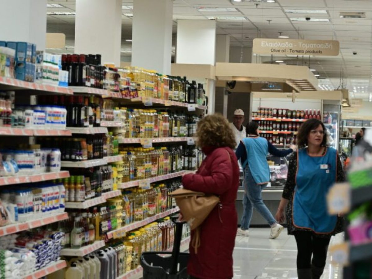 Ανατιμήσεις στα μαγειρικά λάδια έφερε ο πόλεμος – Στα ύψη οι τιμές για ηλιέλαιο, σογιέλαιο, φοινικέλαιο