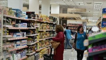 Ανατιμήσεις στα μαγειρικά λάδια έφερε ο πόλεμος – Στα ύψη οι τιμές για ηλιέλαιο, σογιέλαιο, φοινικέλαιο