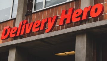 Σχέδιο εξαγοράς της Delivery Hero από την Uber έναντι 33 ευρώ ανά μετοχή