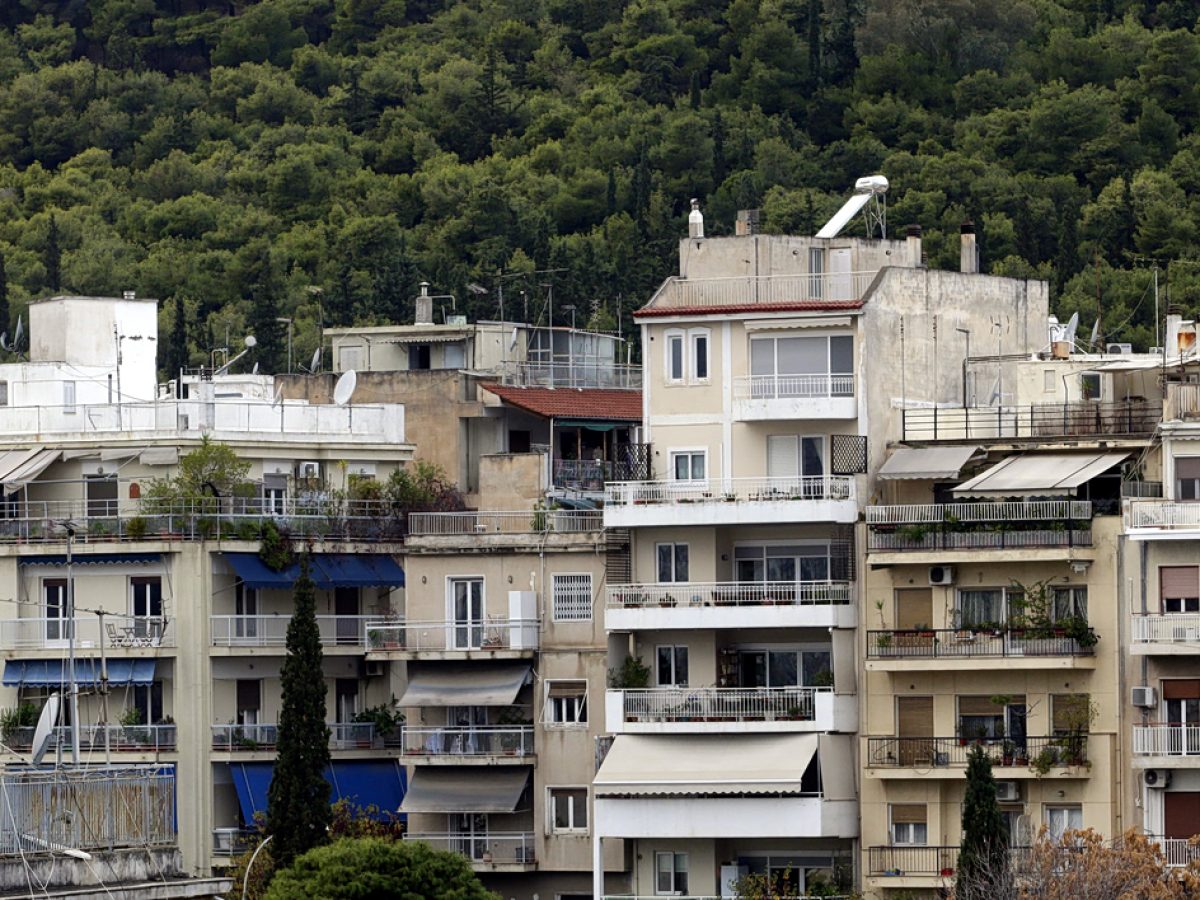 Ακίνητα: Γολγοθάς 7 μηνών για μεταβιβάσεις, κληρονομιές, γονική παροχή