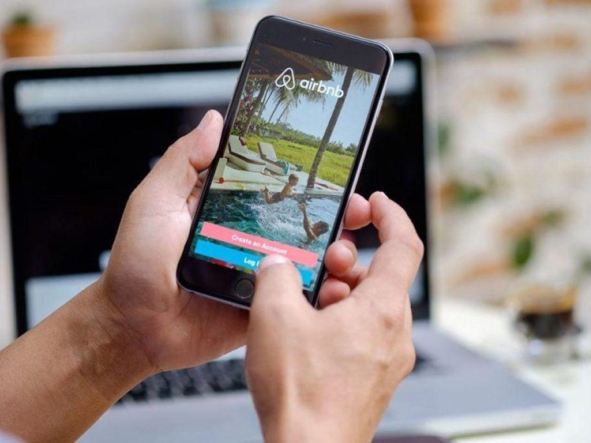Airbnb: Ποιοι μπαίνουν στο στόχαστρο της ΑΑΔΕ για αδήλωτα εισοδήματα