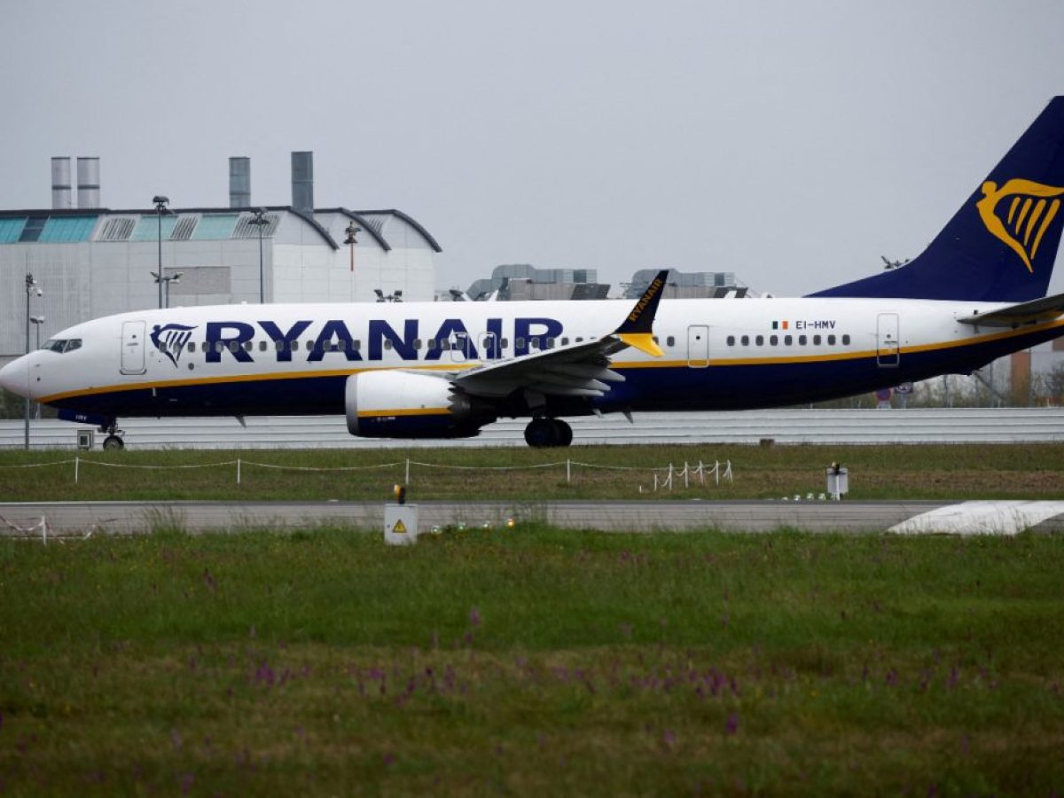 Η Ryanair «φεύγει» από τη Θεσσαλονίκη – Αναταράξεις σε τουρισμό και αερομεταφορές