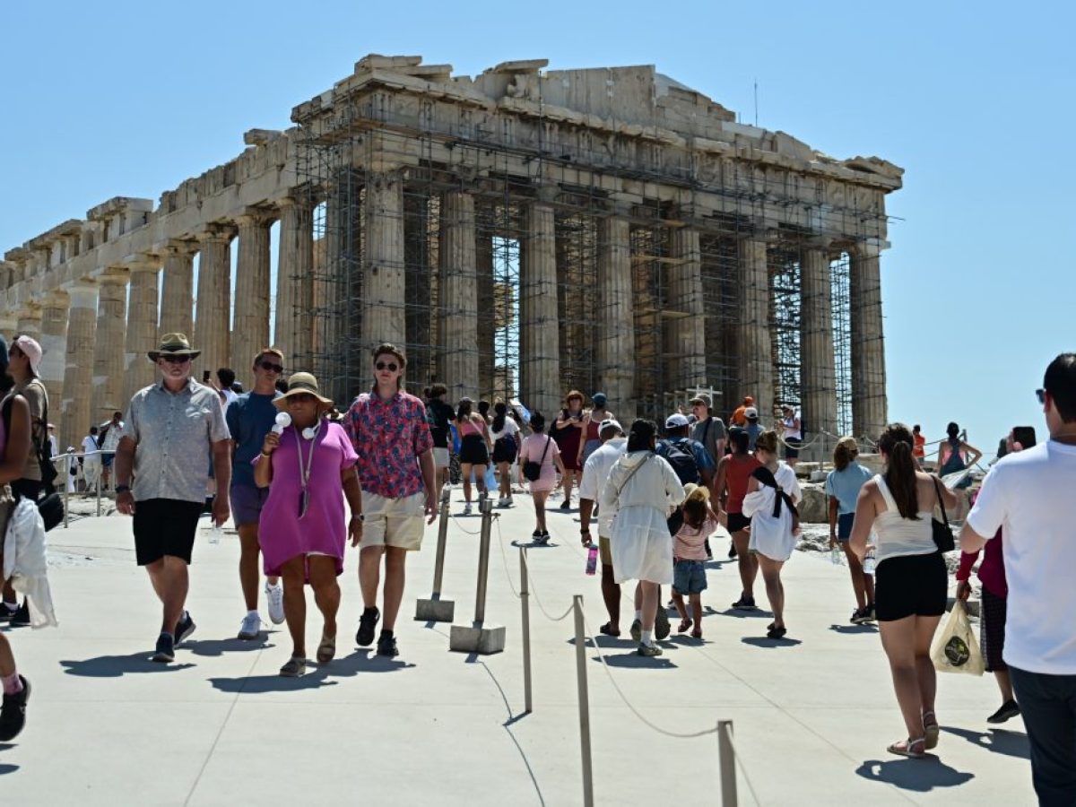 Τι ορίζει το νέο Χωροταξικό Πλαίσιο για τον ελληνικό τουρισμό