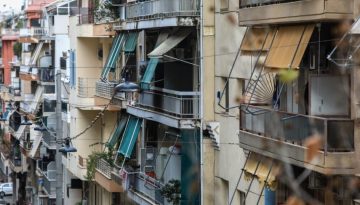 &Phi;&omicron;&rho;έ&alpha;&sigmaf; &Alpha;&pi;ό&kappa;&tau;&eta;&sigma;&eta;&sigmaf; &kappa;&alpha;&iota; &Epsilon;&pi;&alpha;&nu;&alpha;&mu;ί&sigma;&theta;&omega;&sigma;&eta;&sigmaf;: &Pi;&omicron;&iota;&omicron;&iota; &sigma;ώ&zeta;&omicron;&upsilon;&nu; &tau;&eta;&nu; &pi;&rho;ώ&tau;&eta; &kappa;&alpha;&tau;&omicron;&iota;&kappa;ί&alpha; &kappa;&alpha;&iota; &mu;&epsilon; &tau;&iota; &epsilon;&nu;&omicron;ί&kappa;&iota;&omicron;