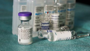 BioNTech: Κλείνει όλα τα εργοστάσια στη Γερμανία και περικόπτει θέσεις εργασίας