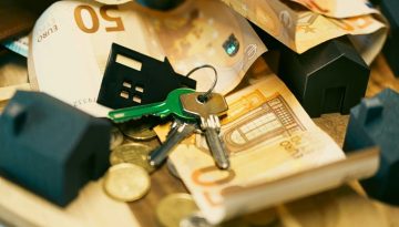 &Alpha;&lambda;&lambda;&alpha;&gamma;έ&sigmaf; &sigma;&tau;&alpha; &kappa;&alpha;&tau;&alpha;&nu;&alpha;&lambda;&omega;&tau;&iota;&kappa;ά &delta;ά&nu;&epsilon;&iota;&alpha;: &Kappa;ό&phi;&tau;&eta;&sigmaf; &sigma;&tau;&omicron;&upsilon;&sigmaf; &tau;ό&kappa;&omicron;&upsilon;&sigmaf;-&mu;&alpha;&mu;&omicron;ύ&theta;, &tau;&iota; &theta;&alpha; &pi;&lambda;&eta;&rho;ώ&nu;&omicron;&upsilon;&mu;&epsilon; &tau;ώ&rho;&alpha;