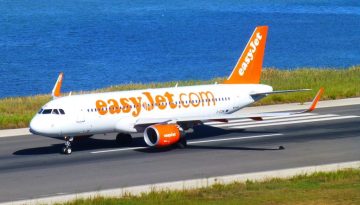 ΕasyJet: Εκπτώσεις ως 20% σε επιλεγμένες πτήσεις από και προς Ελλάδα