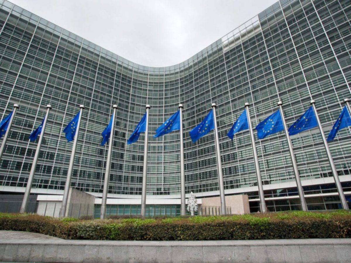 ΕΕ: Ενισχύσεις σε ευάλωτες επιχειρήσεις και νοικοκυριά