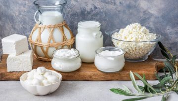 &Phi;έ&tau;&alpha;, &mu;ά&rho;&mu;&alpha;&rho;&omicron;, &gamma;&iota;&alpha;&omicron;ύ&rho;&tau;&iota;: &Eta; &Epsilon;&lambda;&lambda;ά&delta;&alpha; &pi;&omicron;&upsilon;&lambda;ά&epsilon;&iota; &tau;&alpha;&upsilon;&tau;ό&tau;&eta;&tau;&alpha; &kappa;&alpha;&iota; &pi;&alpha;&lambda;&epsilon;ύ&epsilon;&iota; &gamma;&iota;&alpha; &nu;&alpha; &tau;&eta;&nu; &kappa;&rho;&alpha;&tau;ή&sigma;&epsilon;&iota;
