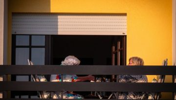 &Epsilon;&nu;ί&sigma;&chi;&upsilon;&sigma;&eta; 300 &epsilon;&upsilon;&rho;ώ &kappa;&alpha;&iota; &gamma;&iota;&alpha; &chi;ή&rho;&epsilon;&sigmaf; &alpha;&pi;ό &tau;&alpha; 60 &ndash; &Delta;&iota;&epsilon;&upsilon;&rho;ύ&nu;&omicron;&nu;&tau;&alpha;&iota; &tau;&alpha; &mu;έ&tau;&rho;&alpha; &sigma;&tau;ή&rho;&iota;&xi;&eta;&sigmaf;