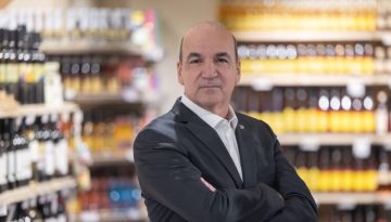 Ποιος είναι ο Γιάννης Μασούτης που μπαίνει «σφήνα» στο κλαμπ των ισχυρών των σούπερ μάρκετ
