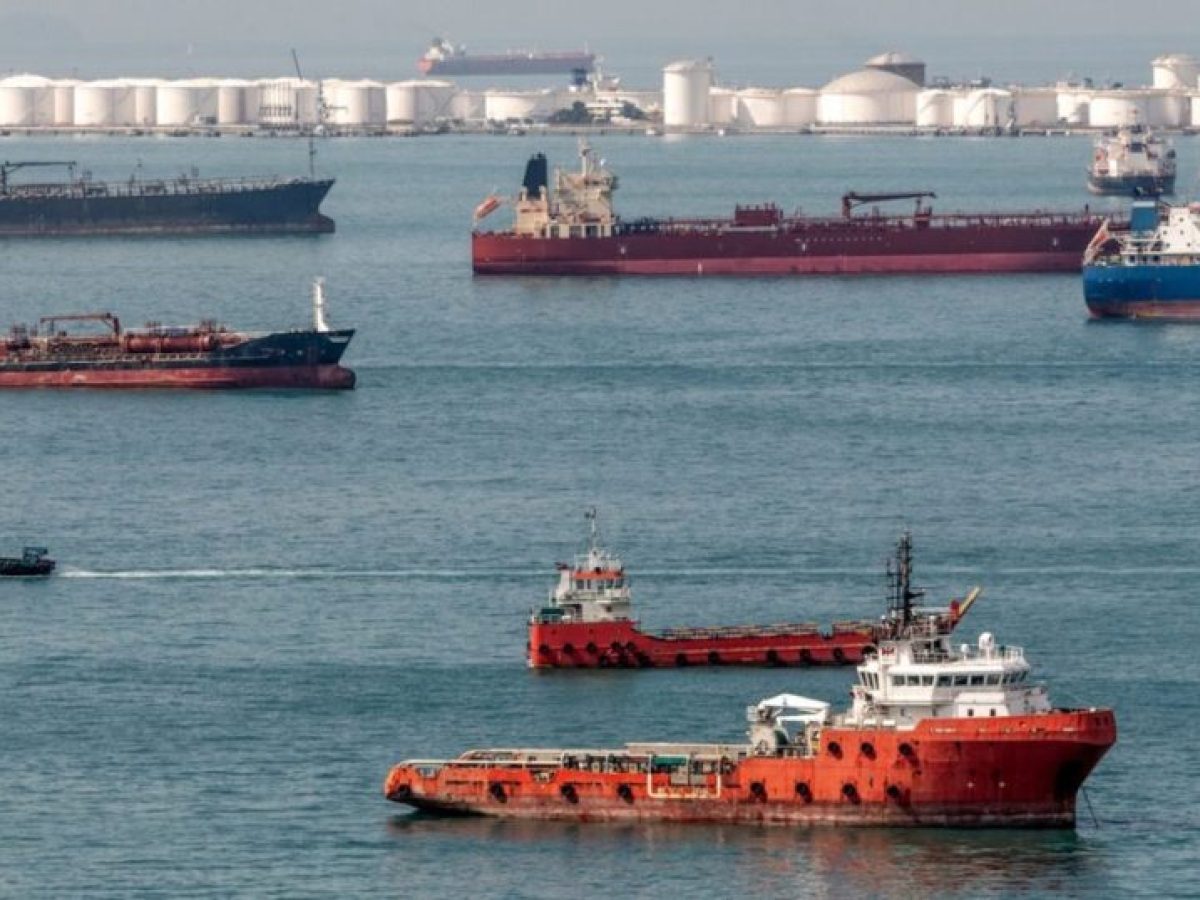 Το πετρέλαιο σκαρφαλώνει σε υψηλότερα επίπεδα υπό τον φόβο κλιμάκωσης της έντασης στα Στενά του Ορμούζ