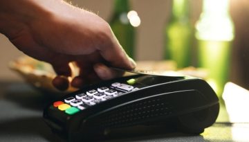 &Phi;&omicron;&rho;&omicron;&delta;&iota;&alpha;&phi;&upsilon;&gamma;ή: &Sigma;&tau;&omicron; &mu;&iota;&kappa;&rho;&omicron;&sigma;&kappa;ό&pi;&iota;&omicron; &tau;&eta;&sigmaf; &Alpha;&Alpha;&Delta;&Epsilon; &tau;&alpha; POS &kappa;&alpha;&iota; &eta; &delta;&iota;&alpha;&sigma;ύ&nu;&delta;&epsilon;&sigma;&eta; &mu;&epsilon; &tau;&iota;&sigmaf; &tau;&alpha;&mu;&epsilon;&iota;&alpha;&kappa;έ&sigmaf; &mu;&eta;&chi;&alpha;&nu;έ&sigmaf;