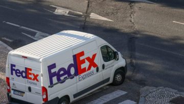 Η FedEx δεν αποχωρεί από το αεροδρόμιο της Θεσσαλονίκης – Τι αλλάζει στις δραστηριότητες εντός Ελλάδας