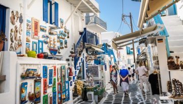 ΤτΕ: Άλμα 64,3% στις ταξιδιωτικές εισπράξεις στο α’ τρίμηνο – Τα στοιχεία του ισοζυγίου πληρωμών
