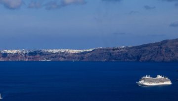 &Sigma;&alpha;&nu;&tau;&omicron;&rho;ί&nu;&eta;: &Pi;&lambda;&alpha;&phi;ό&nu; &sigma;&tau;&eta;&nu; &kappa;&rho;&omicron;&upsilon;&alpha;&zeta;&iota;έ&rho;&alpha; 8.000 &epsilon;&pi;&iota;&sigma;&kappa;&epsilon;&pi;&tau;ώ&nu; &ndash; &Tau;&iota; &delta;&epsilon;ί&chi;&nu;&epsilon;&iota; &mu;&epsilon;&lambda;έ&tau;&eta;
