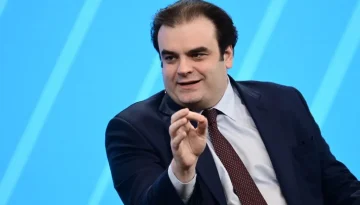 &Pi;&iota;&epsilon;&rho;&rho;&alpha;&kappa;ά&kappa;&eta;&sigmaf;: &laquo;&Eta; &Epsilon;&lambda;&lambda;ά&delta;&alpha; &epsilon;&xi;&omicron;&phi;&lambda;&epsilon;ί &delta;ά&nu;&epsilon;&iota;&alpha; ύ&psi;&omicron;&upsilon;&sigmaf; 6.9 &delta;&iota;&sigmaf;. &epsilon;&upsilon;&rho;ώ&raquo;