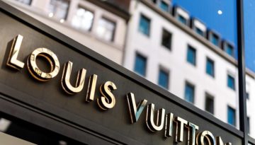 Η LVMH πουλά τη Marc Jacobs στην WHP Global – Στα 850 εκατ. δολάρια αποτιμάται το deal