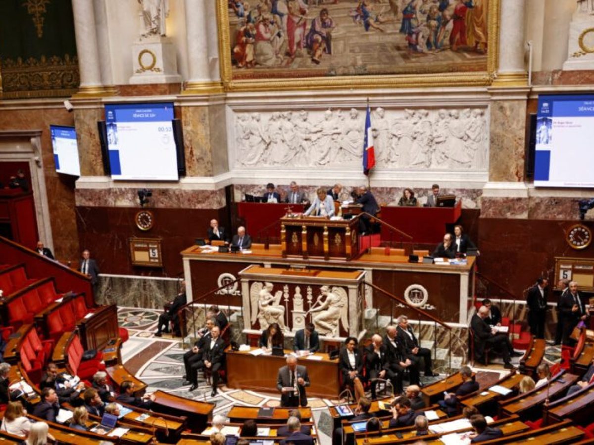 Το γαλλικό κοινοβούλιο ενέκρινε τον υποψήφιο του Μακρόν για διοικητή της Κεντρικής Τράπεζας – Με δυσπιστία το αντιμετώπισε η αντιπολίτευση